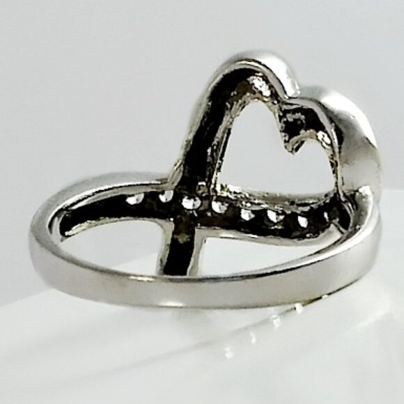 Sparkling Ring - Vintage Stelring Loving Heart Ring - Swooping Heart  CZ Ring - Picture 5 of 5